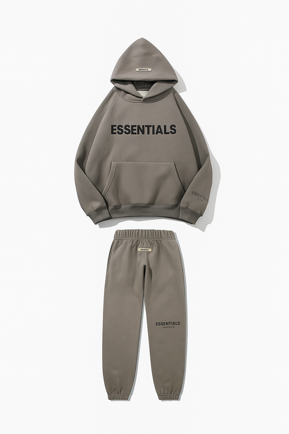 Essentials Trainingspak – Comfortabel & Trendy